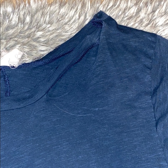 Women’s casual top with ripped collar detail - Picture 2 of 2